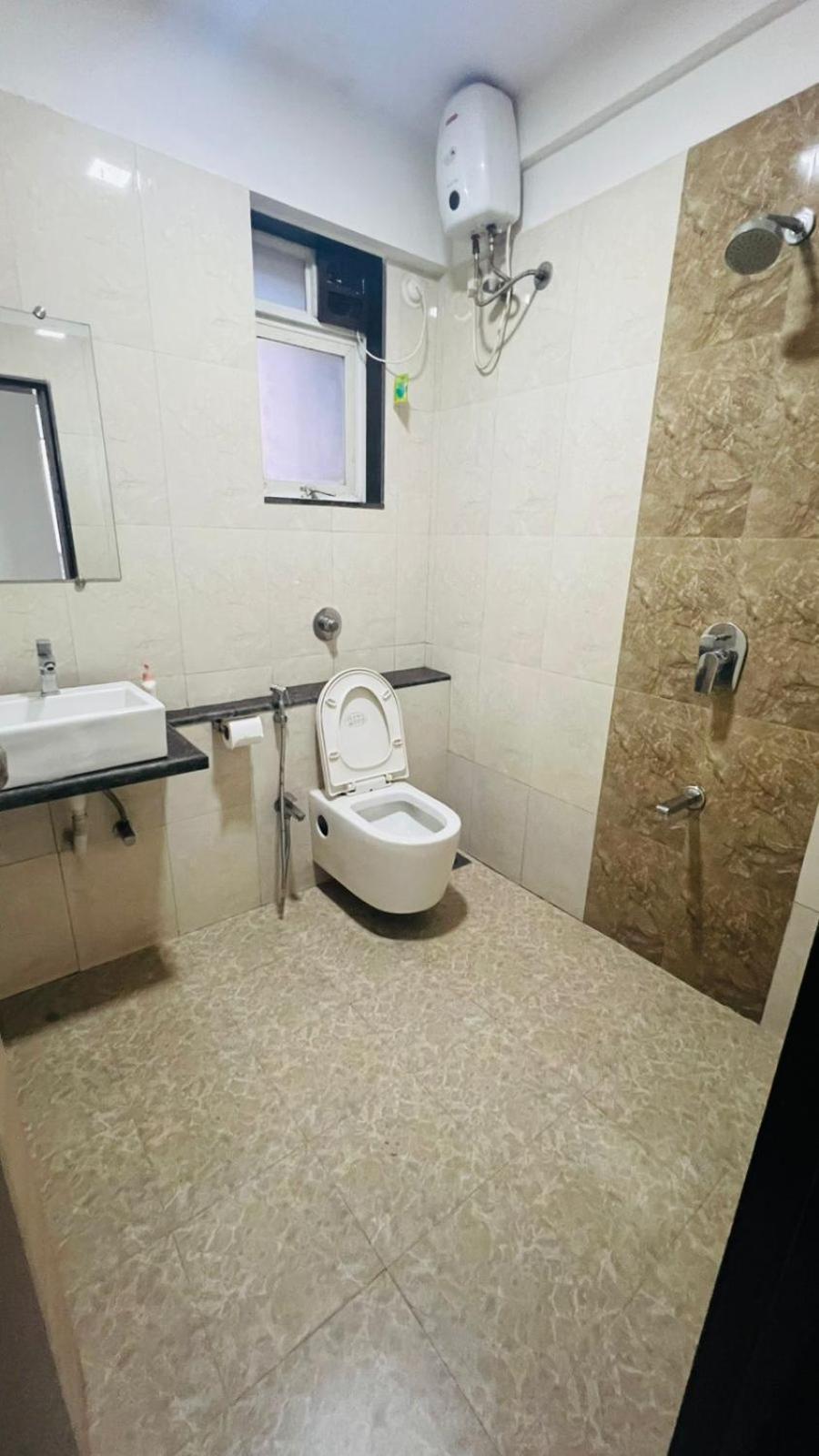 Luna Spaces- Near Mumbai International Airport ภายนอก รูปภาพ